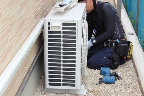 新年度の挑戦！エアコン工事のプロを目指しませんか？